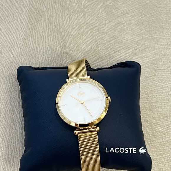 Lacoste gold watch, brand new in box - Picture 3 of 5